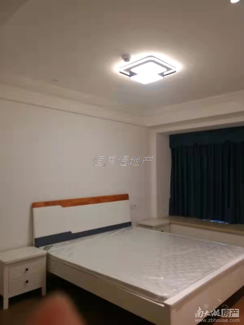 出租：湖州府90平，精装修三室两厅，东西齐全，拎包即住，包物业费2980/月