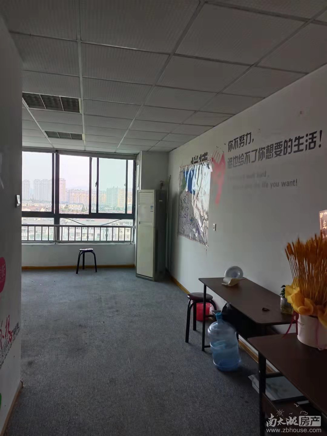 有钥匙出租凯欣铭座办公室朝南小套40平米可注册明水明电价格实惠1300元