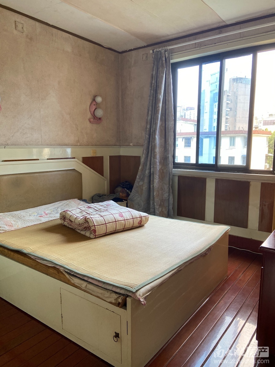 13693文苑小区户型好，阳光好，无个税