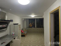 精装修loft单身公寓，床1，空2，热，洗，彩，冰