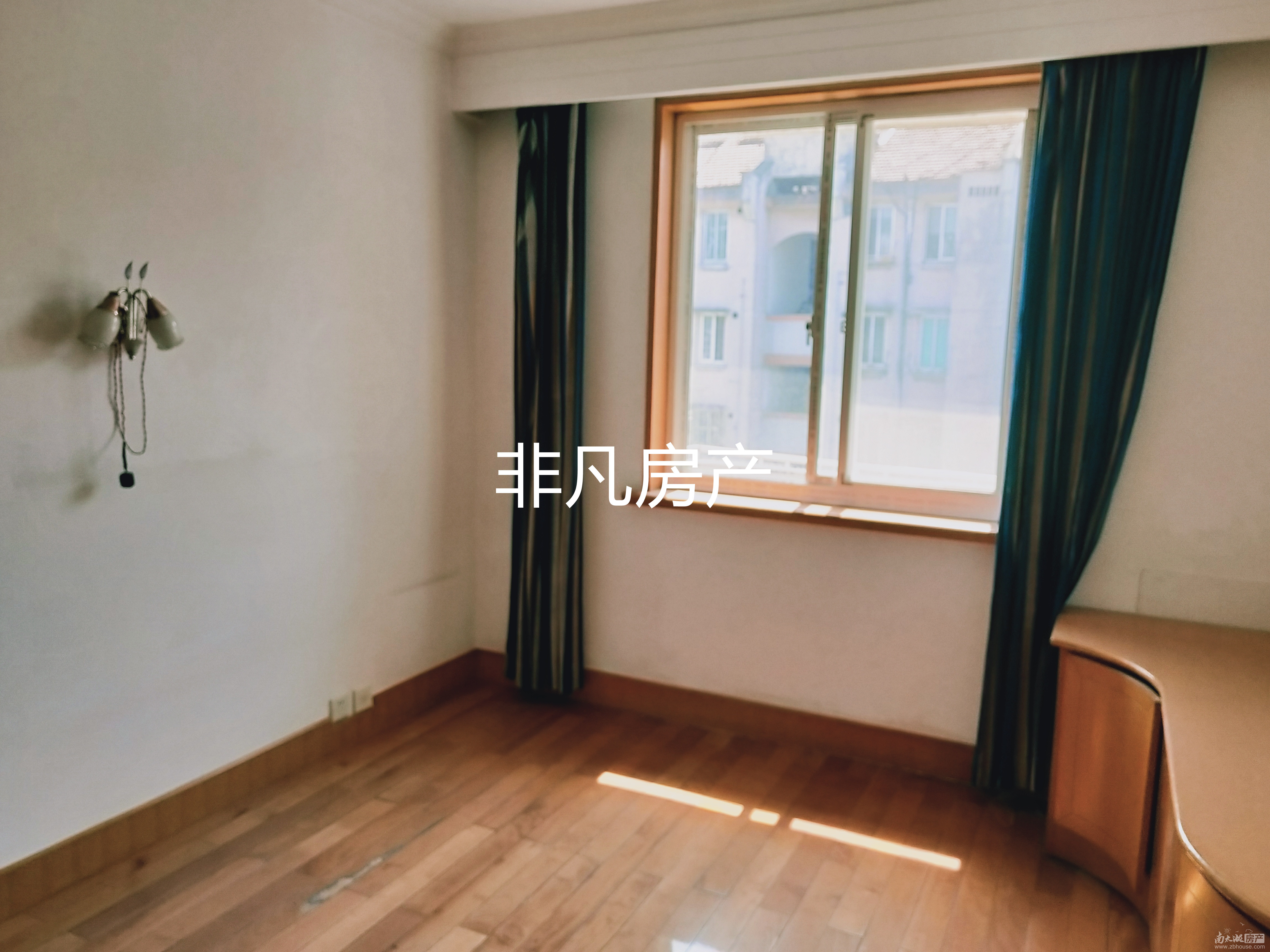 25392青塘小区，三室二厅，良装，学籍空，套型好