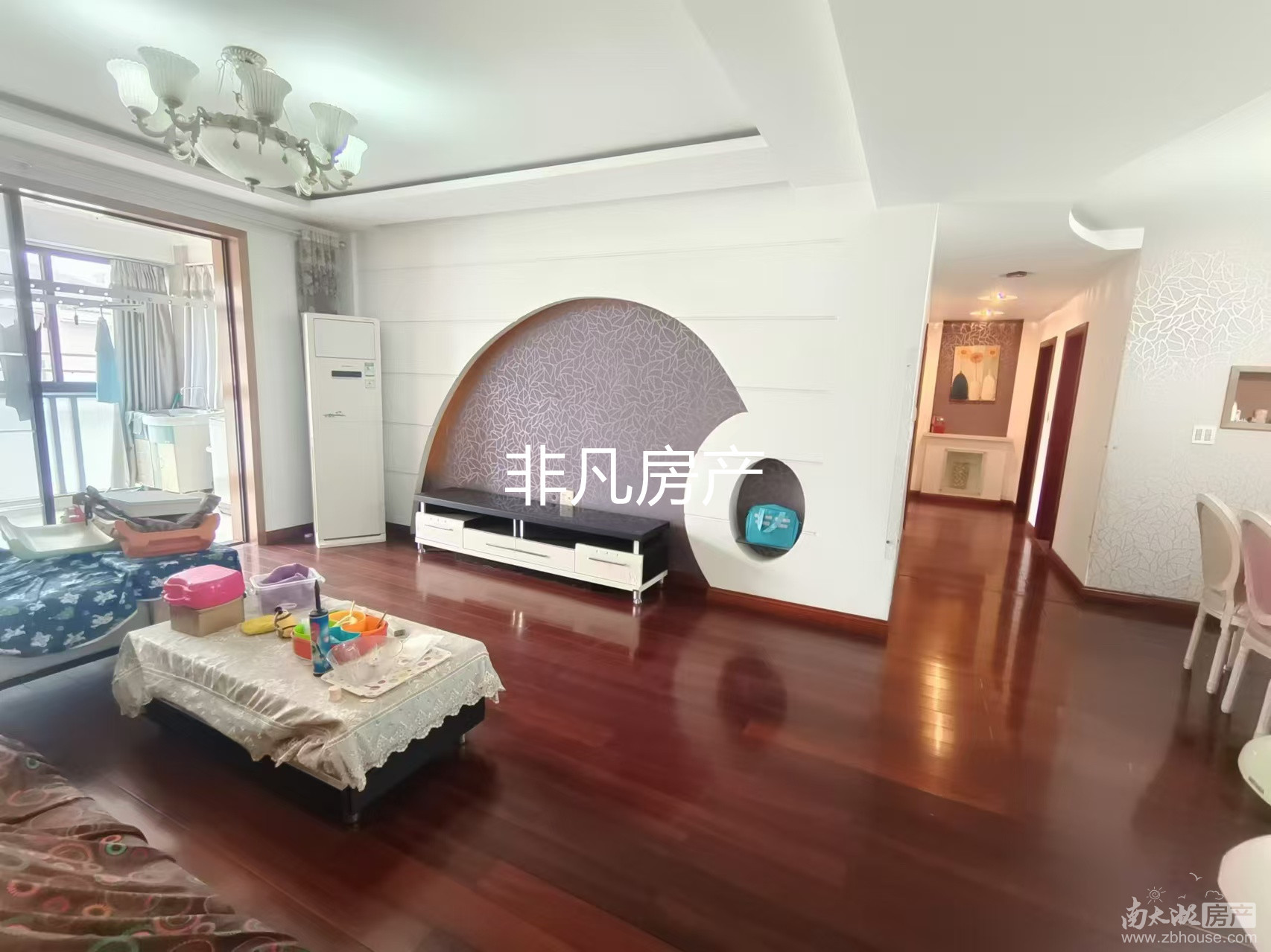 52942馨水园，三室二厅二卫，精装，满五年，学籍空