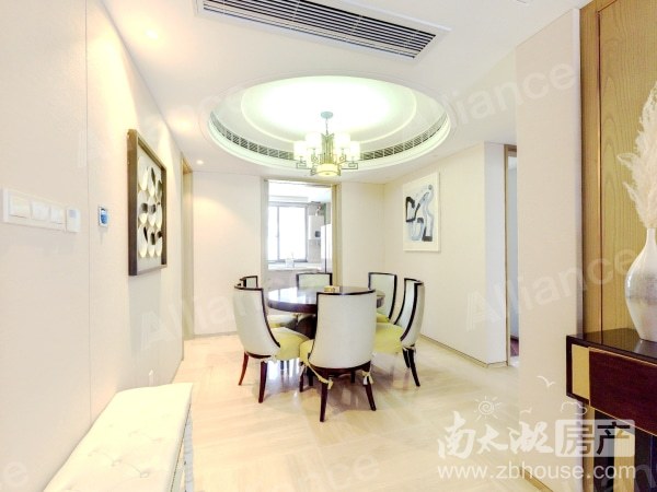 悦山湖精装三室二厅116平 3700月拎包入住联系13587932690微信同步