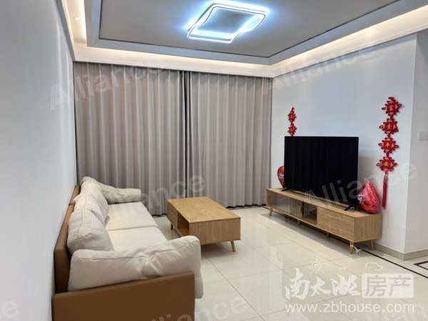湖州府精装三室二厅89平3000月