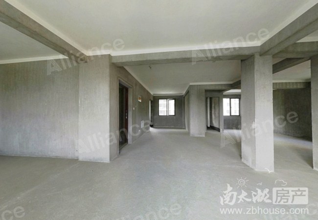 汎港润合毛坯四室二厅户型好