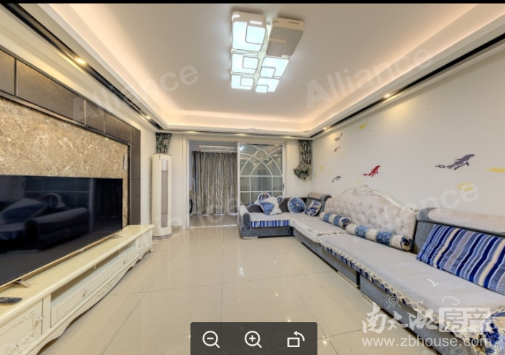 得力浅水湾，居家装三室两厅户型好
