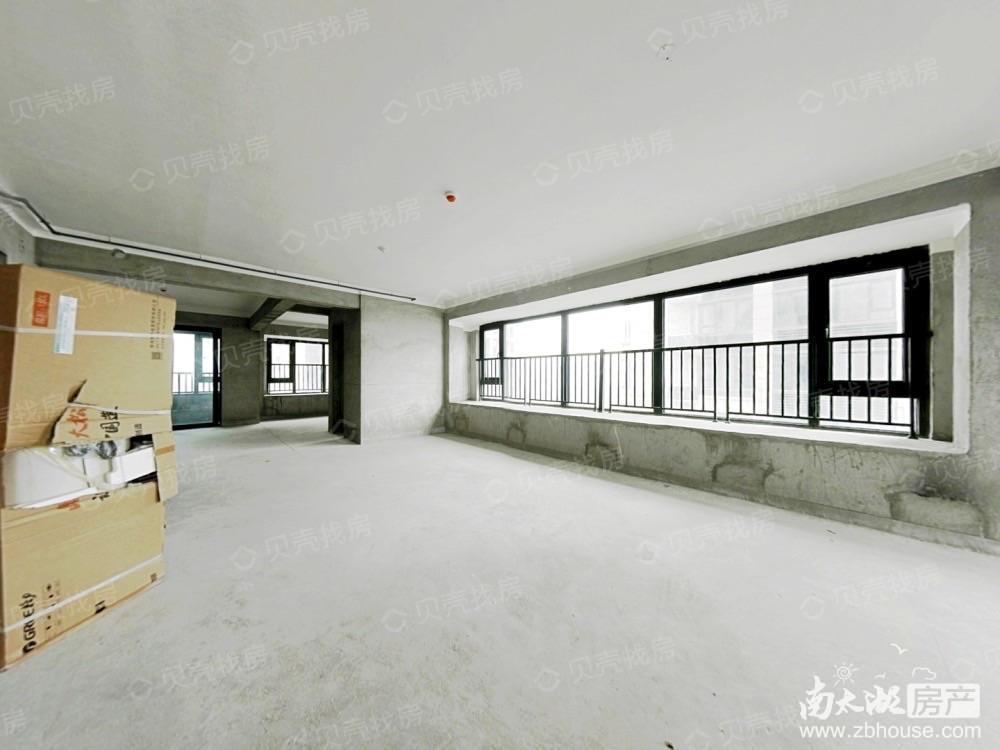 赞成海月 边套户型 步行就能到万达商场 环境好