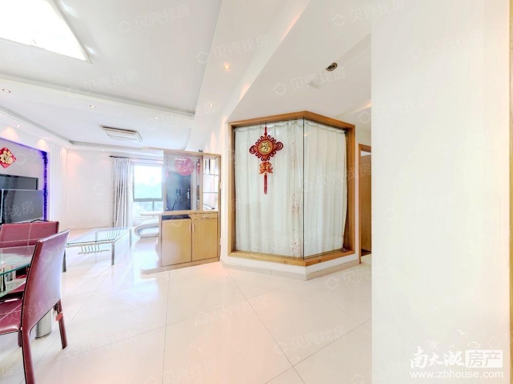 天盛花园 自住精装修，东边套，看中可以谈 有图片