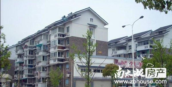 太湖花园10幢共6层第4层，简装低价出售 随时可看房！