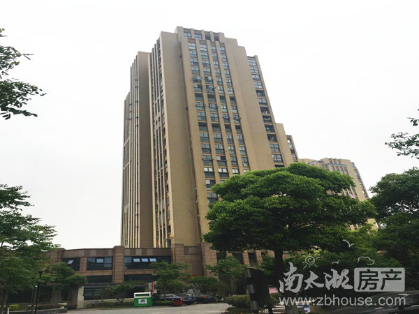 出售 凤凰明珠 21楼 118.35平 三室二厅自住豪华装修带车位