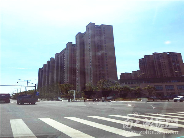单价8900 买西南多层洋房 超级划算 还送车位 毛坯新房 东边套 南北通透户型