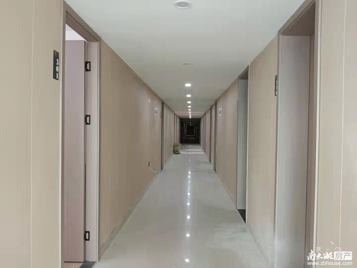 出租米兰商务楼1室0厅1卫40平米1200元/月住宅