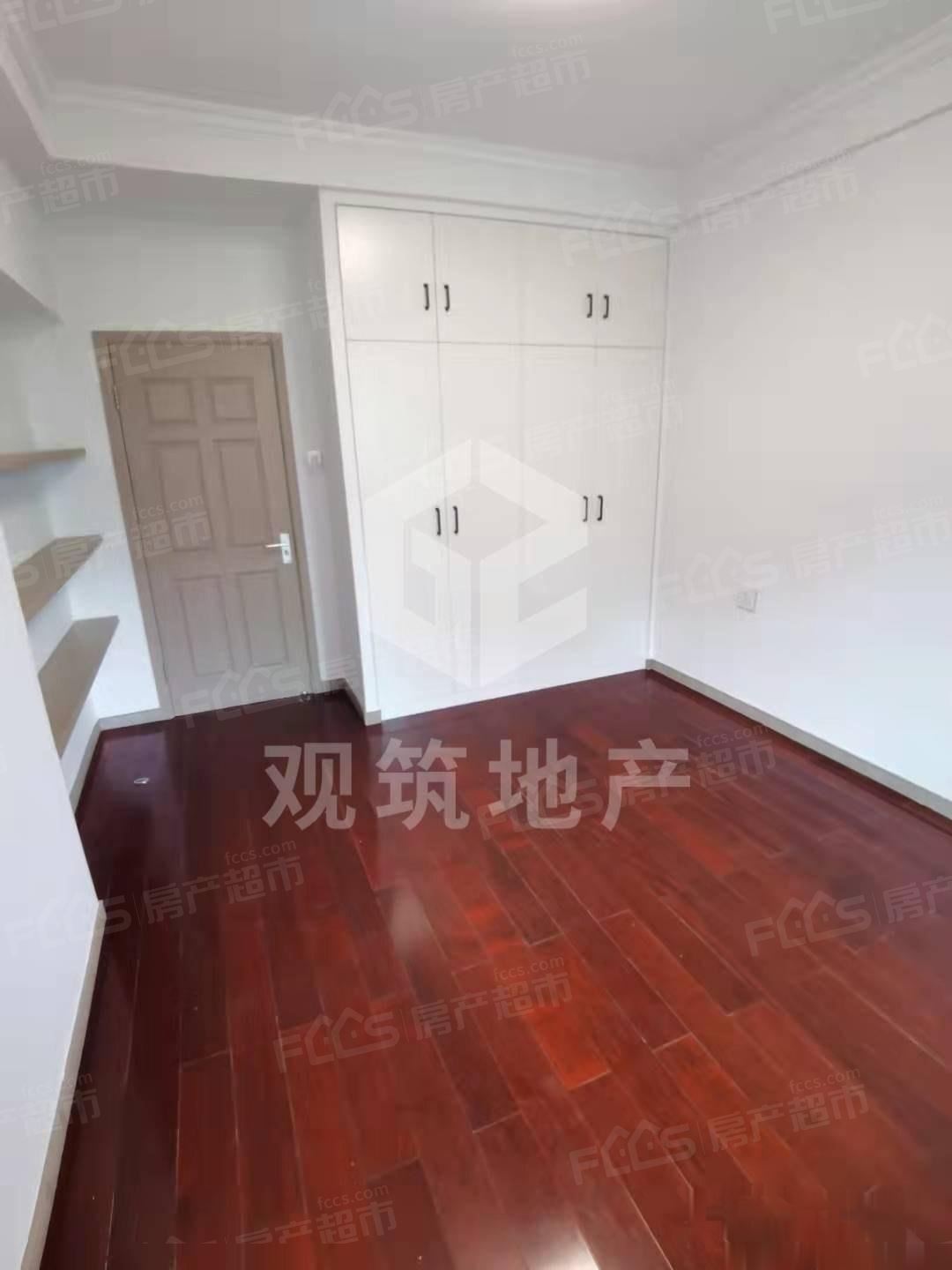天盛花园精装三房，保养干净位置好中间楼层学籍都在