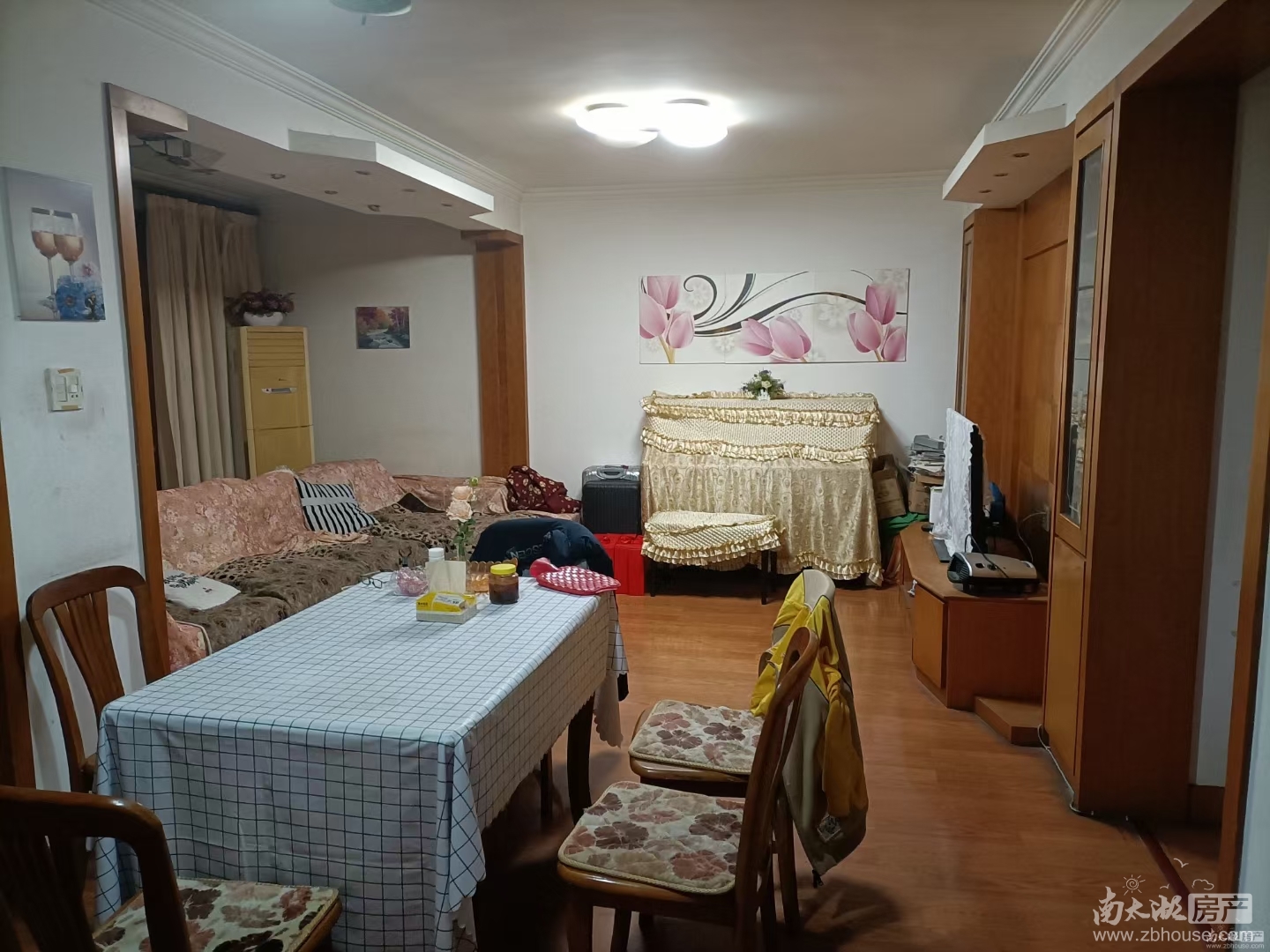 急急急售 阳光城2楼103平 带储藏室 居家自住装修 家具家电齐全 看中价好谈