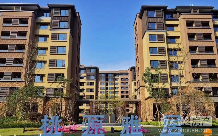 健康城桃源居10幢，面积97.44平方，豪华装修，拎包入住，三室二厅一卫，