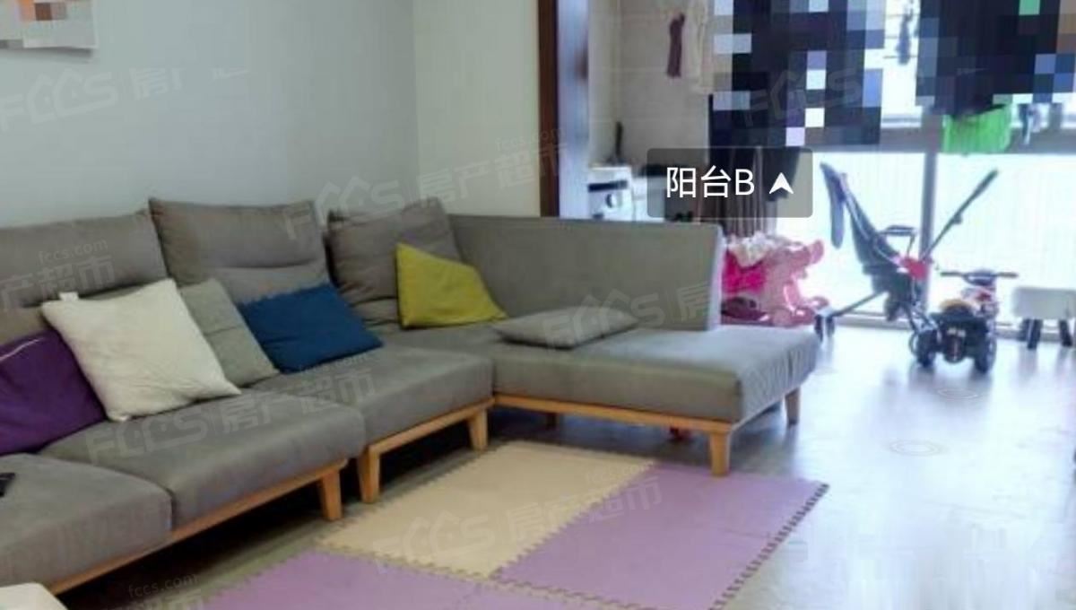 御龙湾自住精装，景观视野开阔，拎包入住