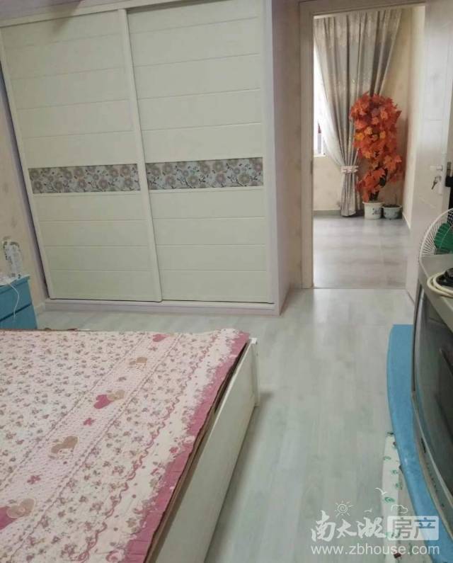 精装，一室两厅，家电齐，楼层好